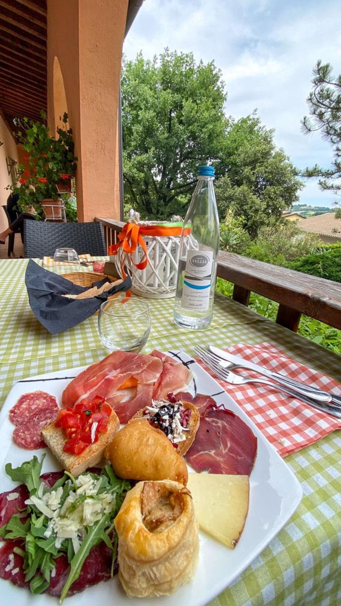 San Giovanni Di Baiano Hotel La Fattoria מראה חיצוני תמונה